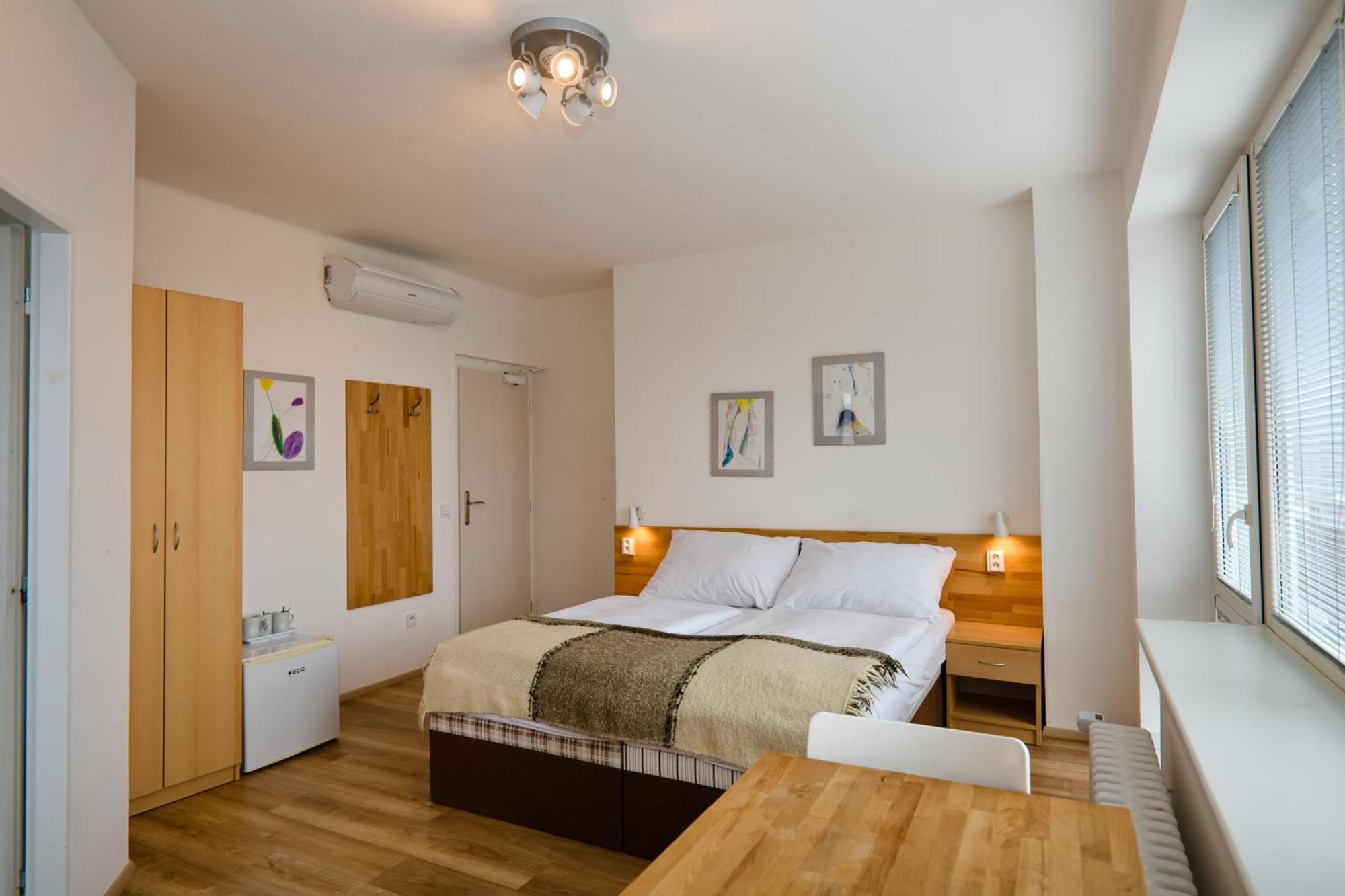Wellness Vila Bohemia ปราก ภายนอก รูปภาพ